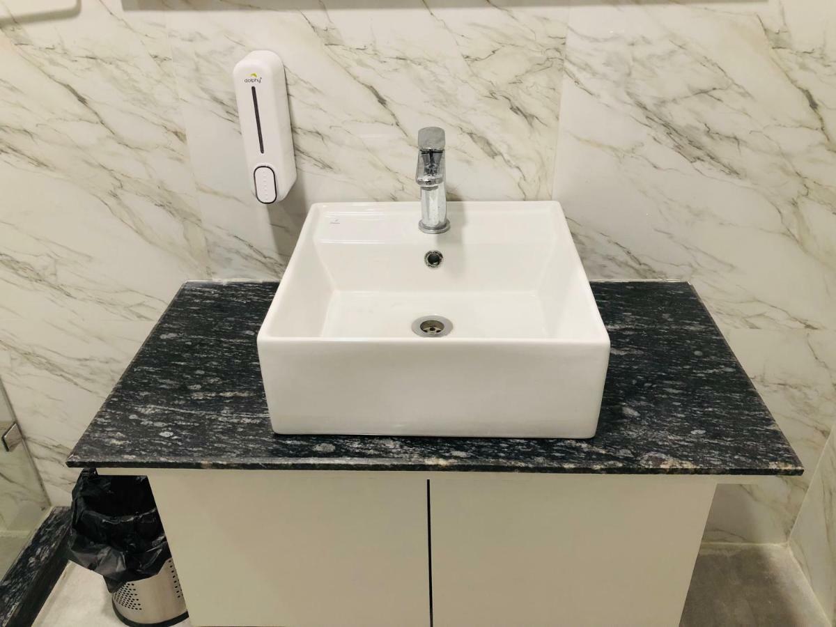 Hotel Ak Suites Patiāla エクステリア 写真